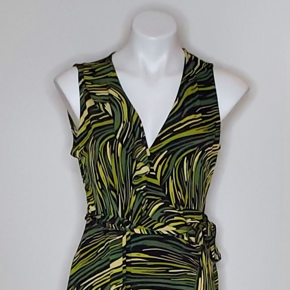 APT.9 GREEN Dress Medium Size